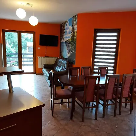 Domek Na Skraju Lasu Alloggio in famiglia *