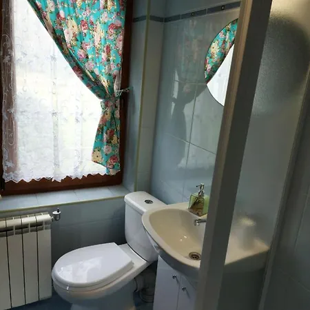 Domek Na Skraju Lasu